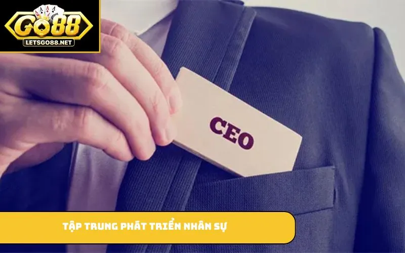CEO Khoa Pug Tập trung phát triển nhân sự